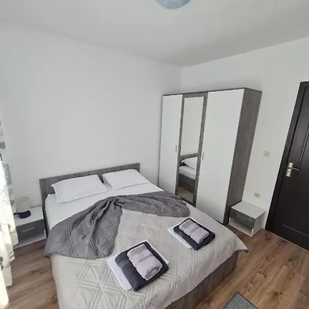 Апартамент Варна Виница Apartment *